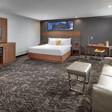 Studio Inn & Suites At Promenade Downey Esterno foto