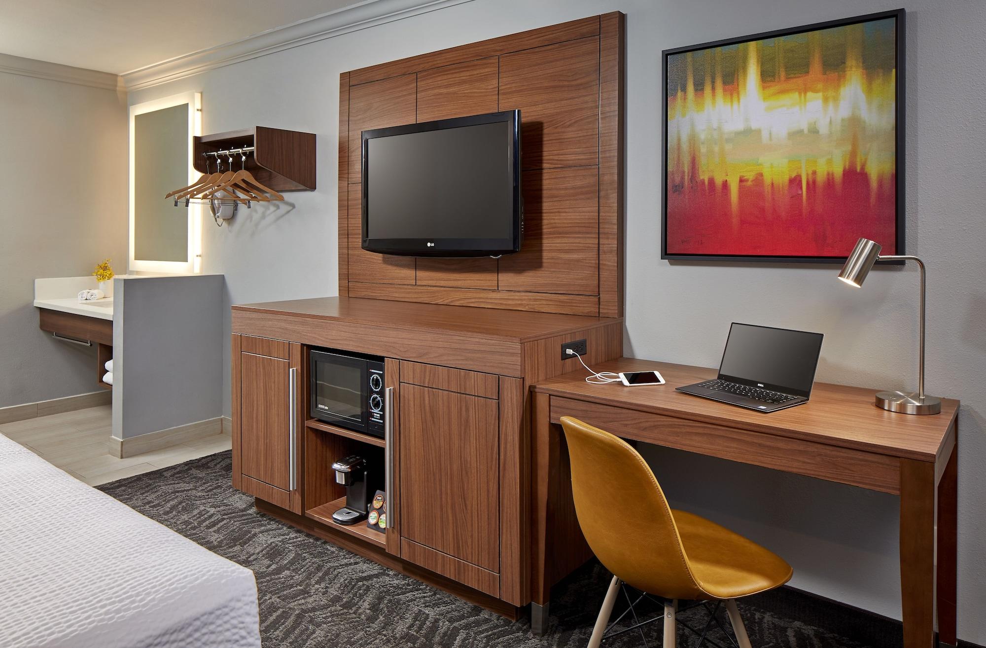 Studio Inn & Suites At Promenade Downey Esterno foto