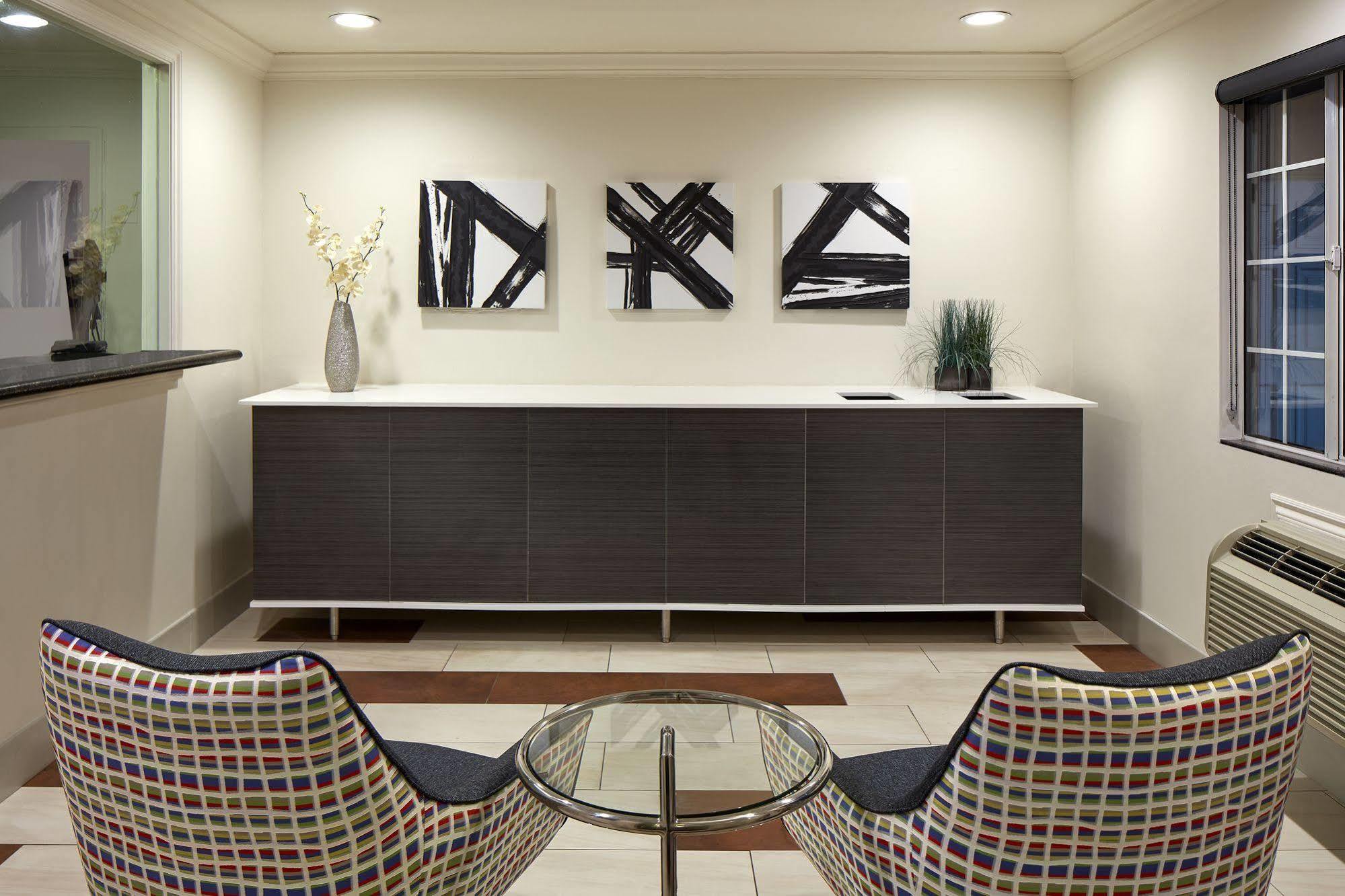 Studio Inn & Suites At Promenade Downey Esterno foto